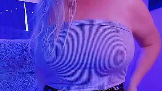 Şafak vaktine kadar sikişebileceğiz