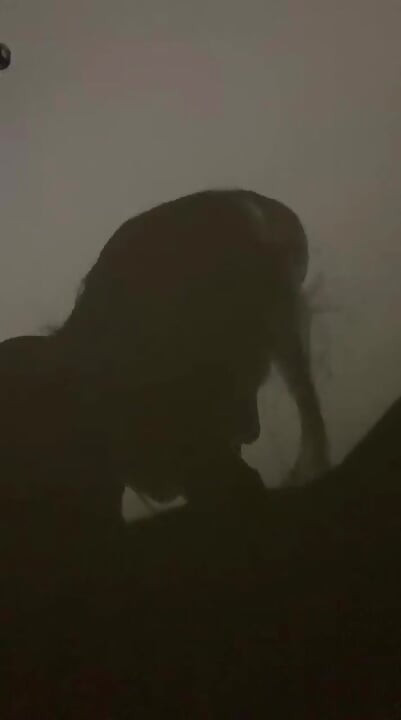 Préliminaires, spectacle d’ombres, fille mallu
