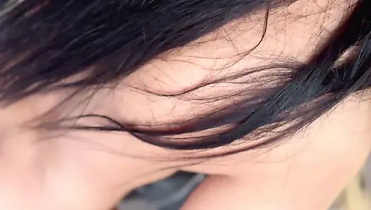 Während der Lieferung der Waren sah der Zomatto-junge die nackten möpse einer geilen dame und fickte sie.