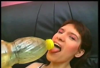 Skinny slut plays with her cunt and objects