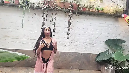 Je mehr sie es anschauen, desto mehr macht es dich an