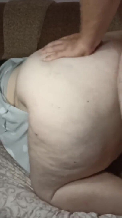 ไม่รอนะ มันไม่ใช่รูนั้น เธออยู่ในตูดฉัน!! - แม่เลี้ยง eve laina เย็ดลูกเลี้ยงชายของเธอ | คลิป 1