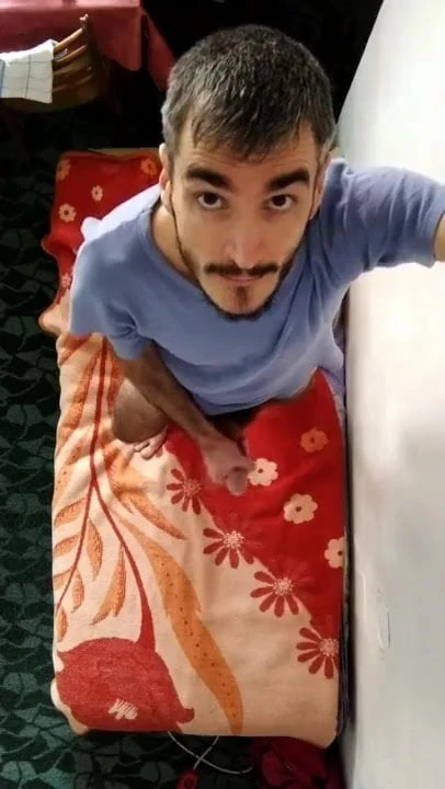 Bed jerk off