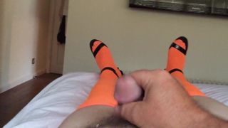 霓虹橙色丝袜绑带5英寸高跟鞋与暨