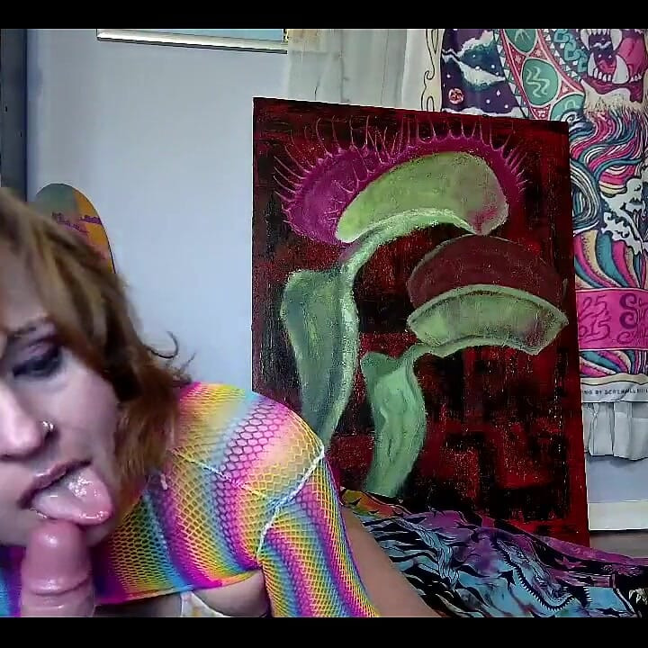 Facciamo fare le fusa della gattina! Miao!