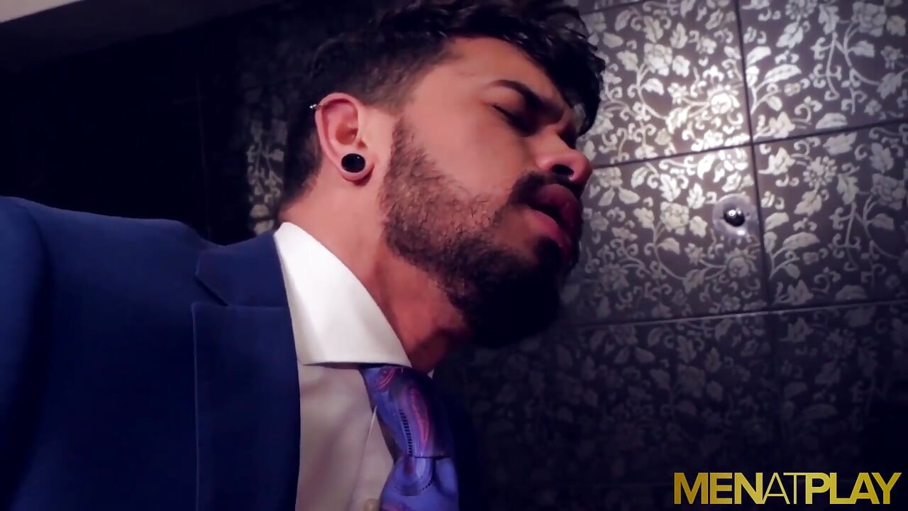 Menatplay - Hunky Emir Boscatto und Pietro Duarte sind anal