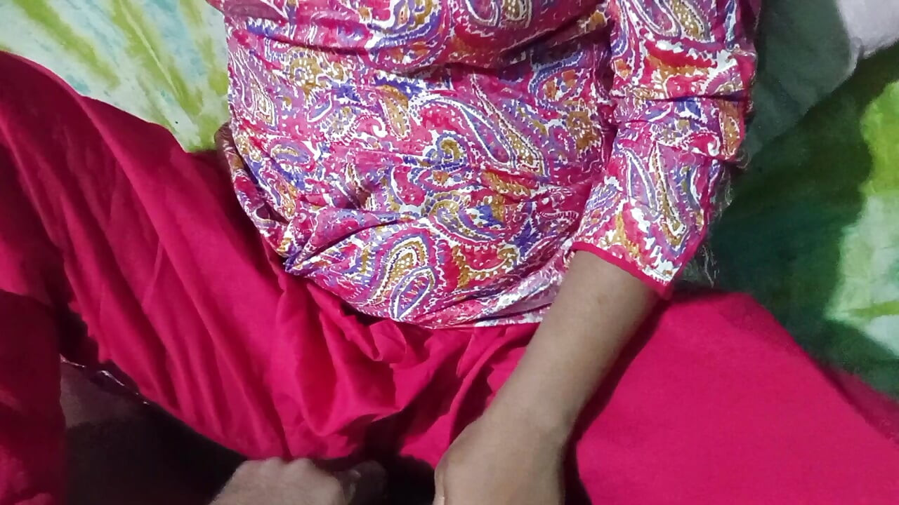 Hindu Boudi and Muslim Boy Sex Video
