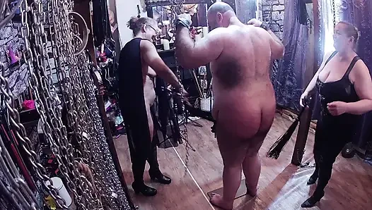 Bölüm 4:- domina satana blackberrymilf ile cbt kıskaçlı booboo cezalandırıyor