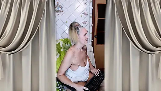 Hot housewife Lukerya flirts on camera and dreams of meeting a man