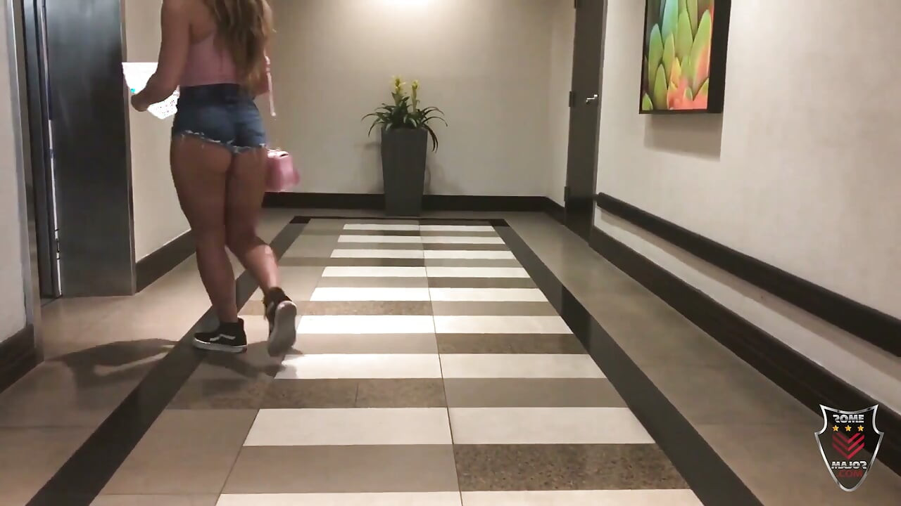 ¡Lo que cueste con rosa!