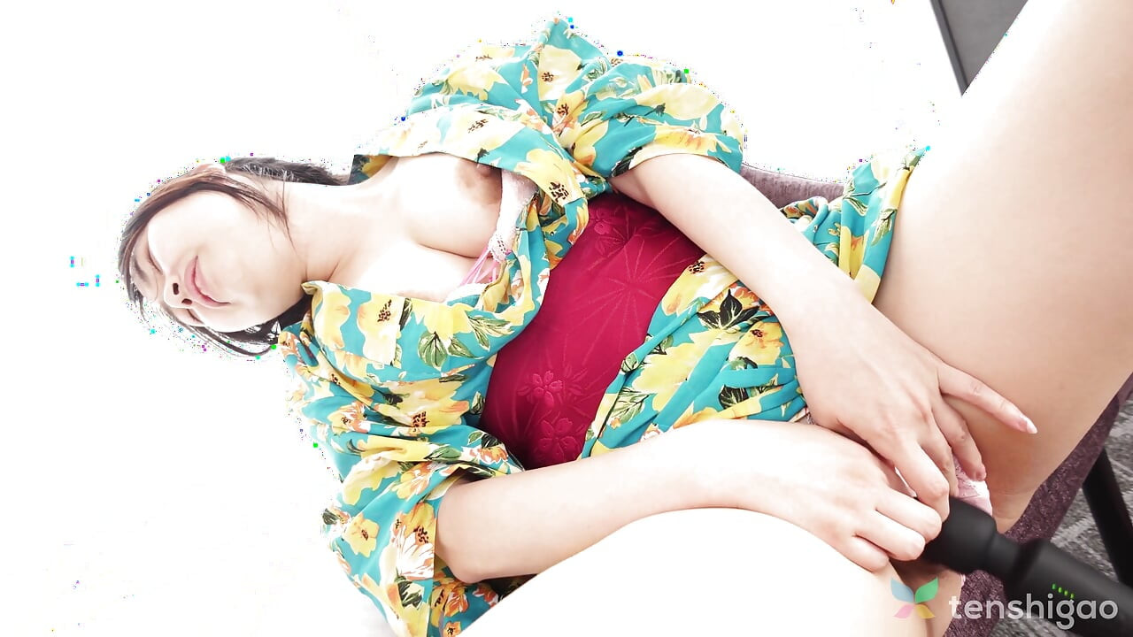 Cute Miss Noa Makino Is Our Newest Japanese Amateur Model