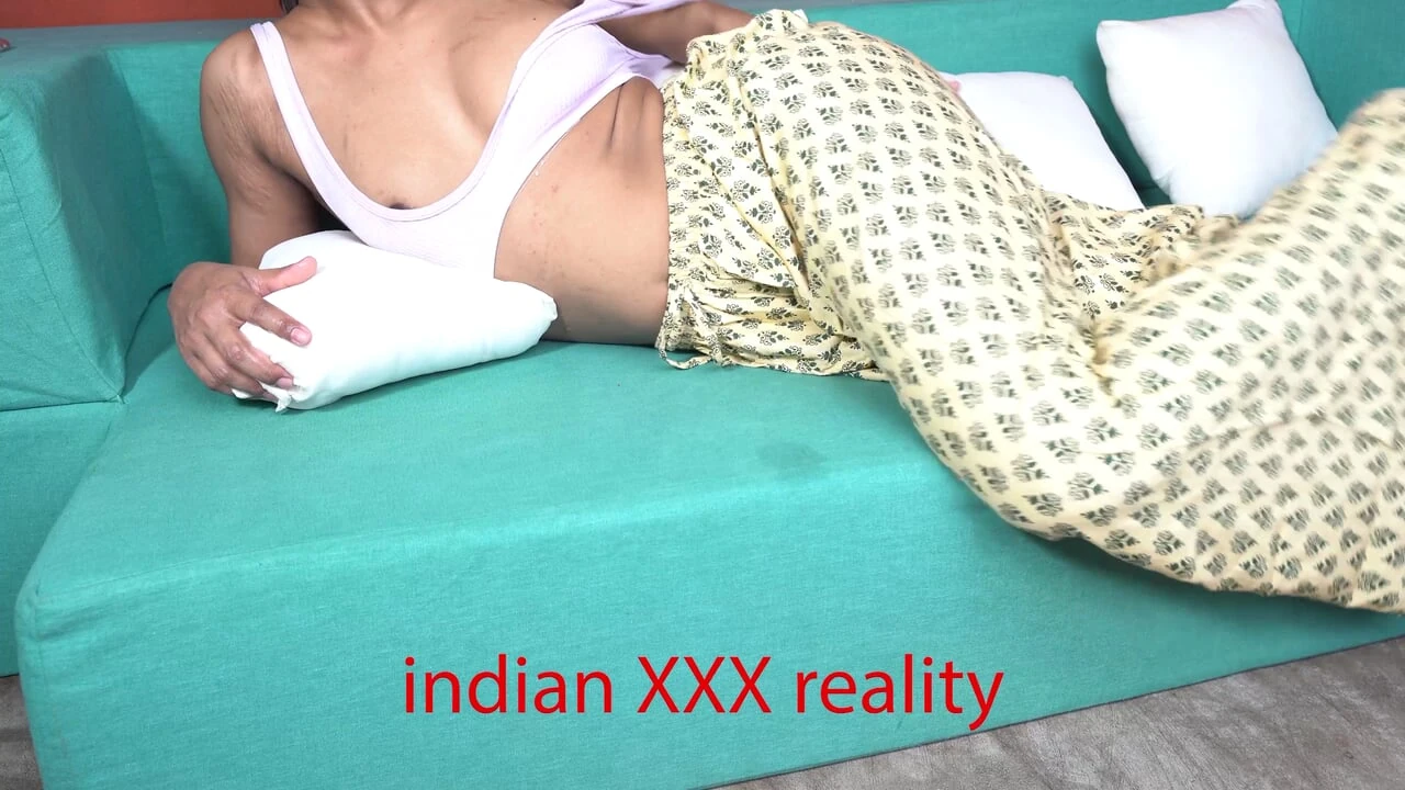 印度继妹德西Xxx印地语