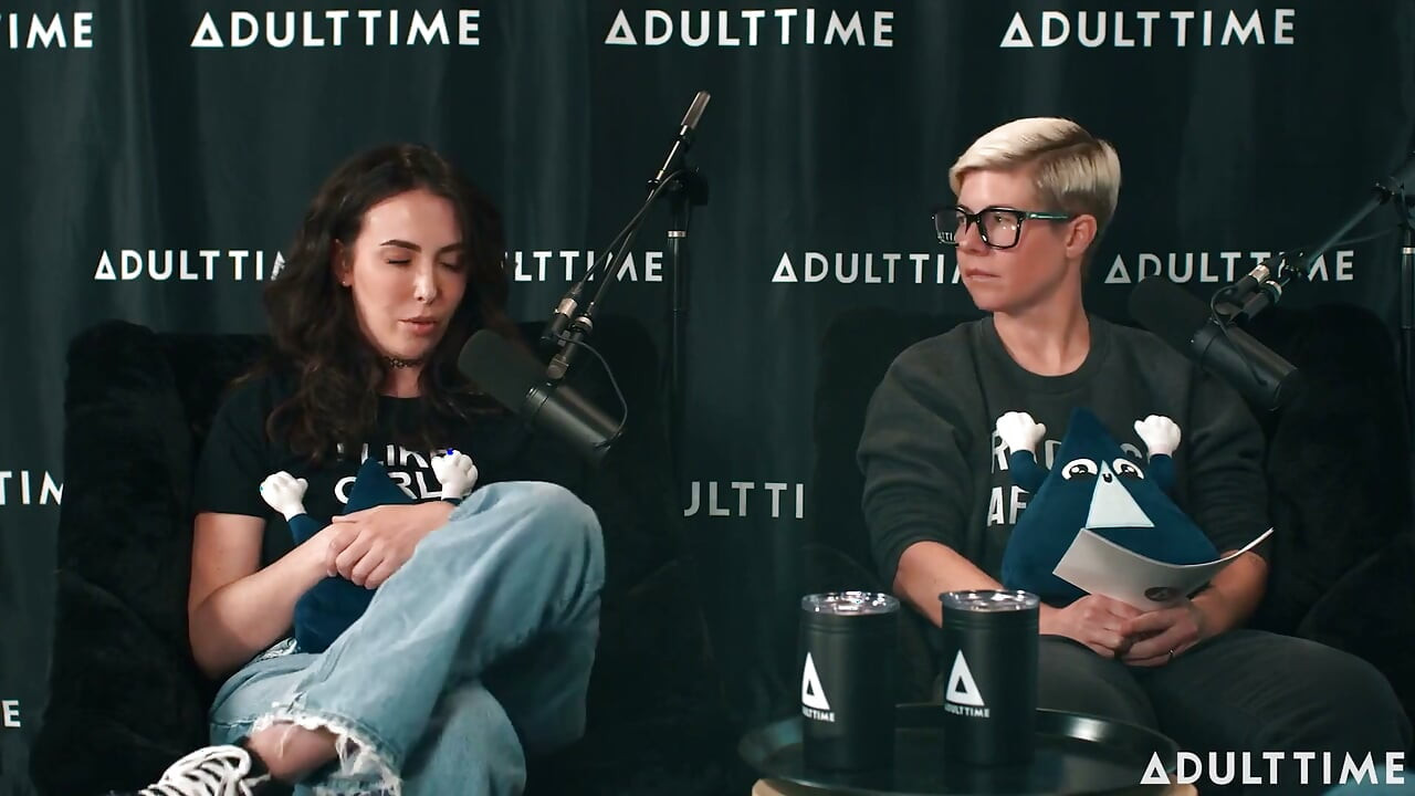 Alison Rey i Casey Calvert Telo se računa, drolja Eras, i Taylor Swift podcast za odrasle