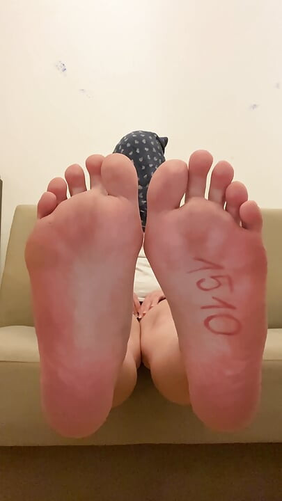 Show Feet