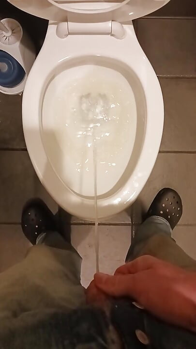 Me take a piss
