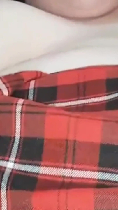 ควยใหญ่ของคนผิวดําเย็ดท่ามิชชันนารีโดนเย็ดขณะเย็ดหีฉันด้วยเครื่องสั่นหี