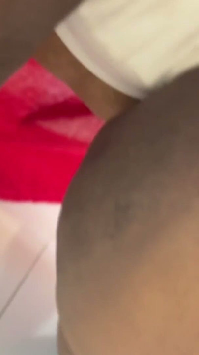 Saudi Hot Hotel Maid Fucked By Stranger Guest When She cleaning his room! | Clip 1