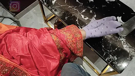 Üvey anne ko ungli krte dekh liya fir unhone bula kar full maze diye