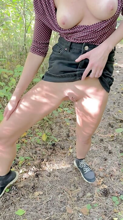 Nacktes sexy Mädchen
