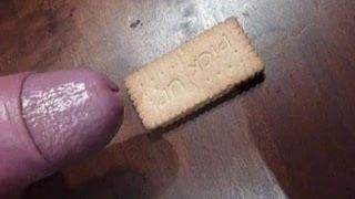 Mucho semen en la galleta - gran carga en la galleta - mucho líquido preseminal