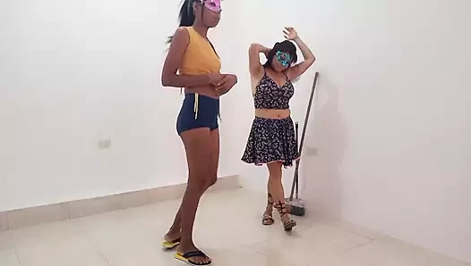 THE EMPLOYEE TALKS TO HER FRIEND IN A CLEANING COMPANY AND THEN HAS SEX ...