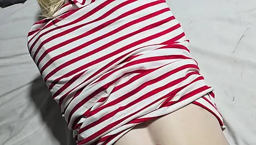 Симпатичную блондинку трахнули раком