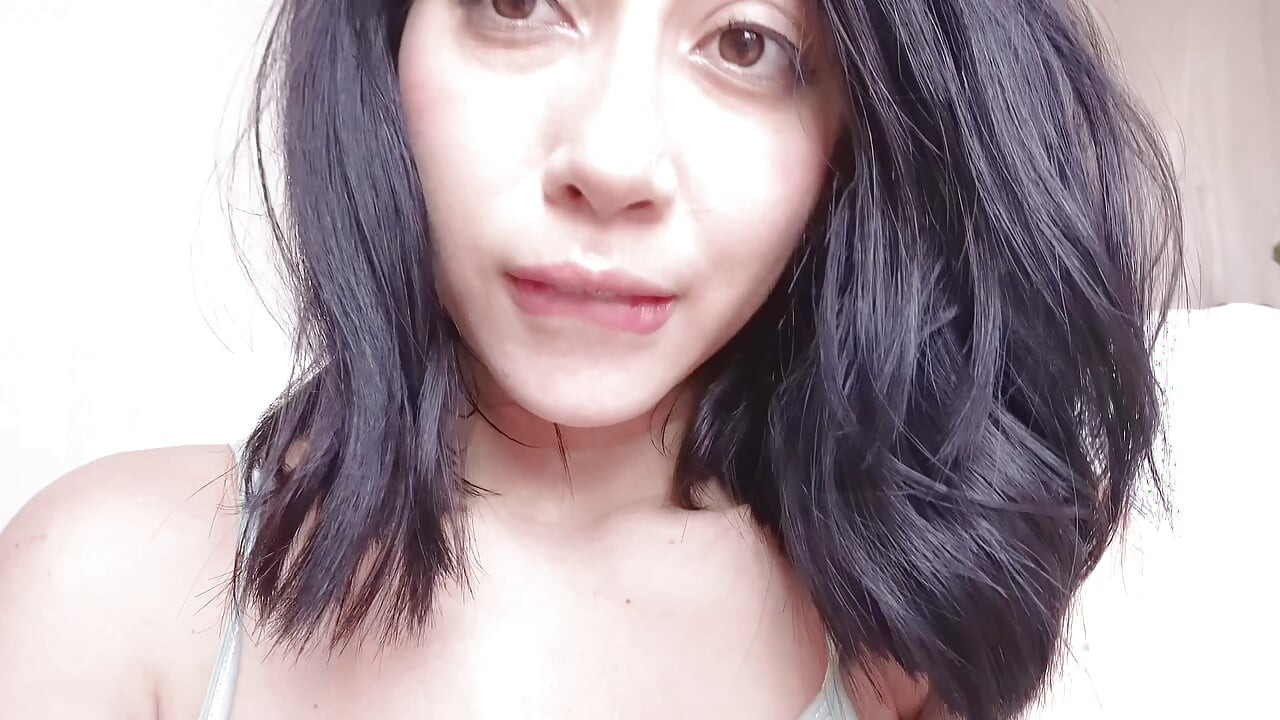 Stepdad bursts my vagina and leaves it very red and wanting more