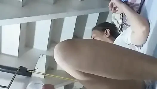 Video rekaman seksku dientot habis-habisan sama istriku