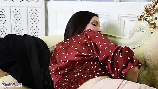 Yavaş azdırma ve inkar - sheer naylon çorap, tabanlar yakın çekim ve kontrollü ayak oyunu