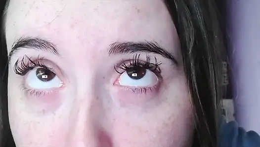 Aku melihatmu dan melintas di mataku