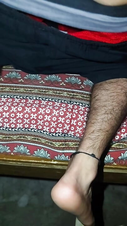 Pod izgovorom davanja bilješki prijatelju, imam dobru guzu.