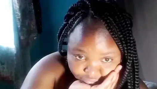 Шоу киски с большой черной задницей