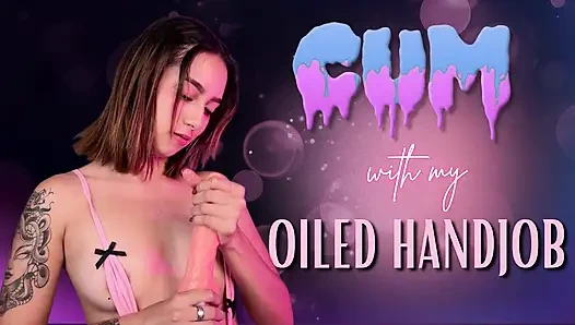 Yağlanmış elle muamelemle boşalıyor