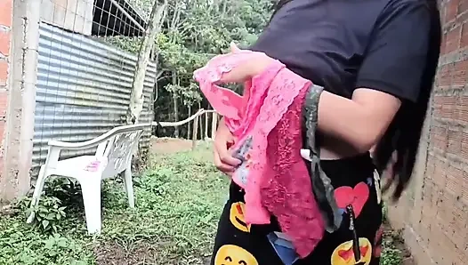 Ich werde so nass, dass ich die bettlaken wechseln musste