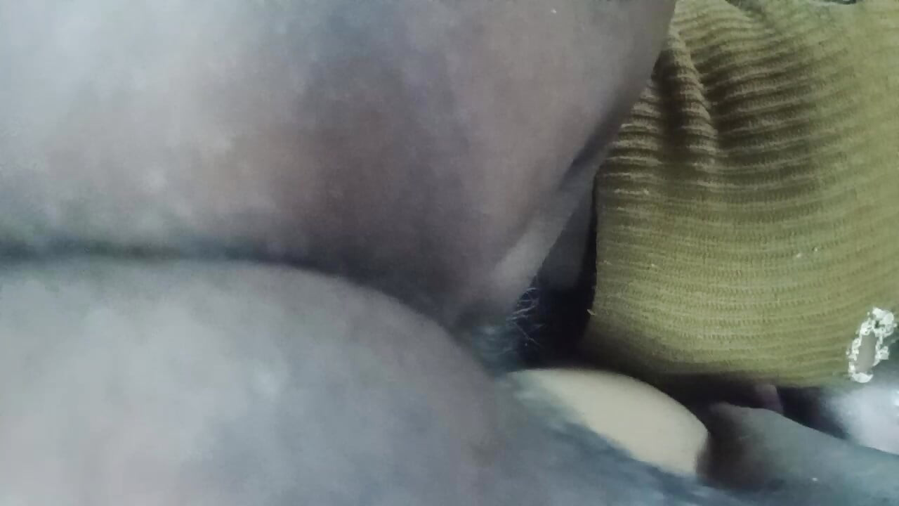 Si ma femme a l’air si belle dans un sari, c’est moi qui lui dirai si elle est excitée.
