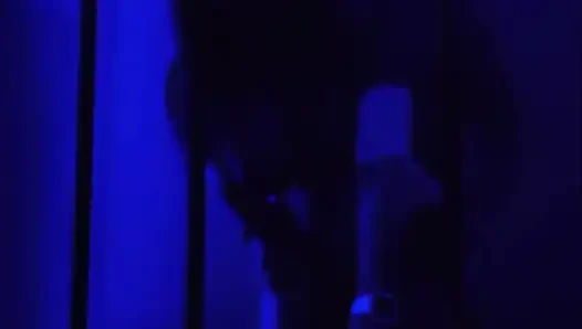 Sex in einem swingerclub mit viel squirt und sperma über meiner muschi