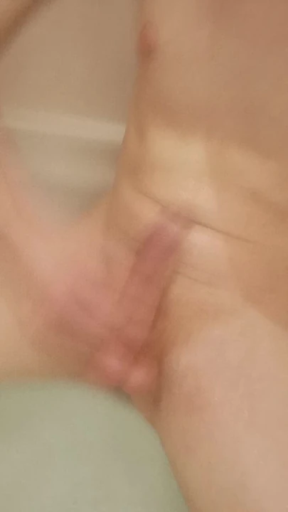 Me nude in bath cock swelling up to stiff meat