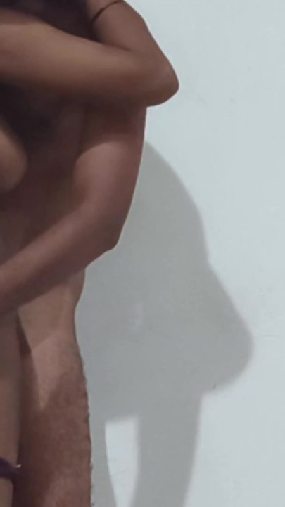 Seeing the finger being done, I stood up and then fucked fiercely and my sister-in-law's pussy was cut into two pieces. | Clip 1
