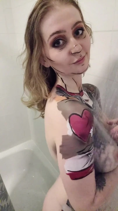 Cosplay Tiny Tina Body Paint Shower Play