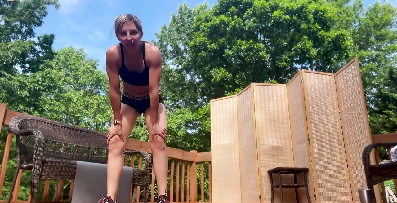Quantos burpees Lora Cross podem fazer