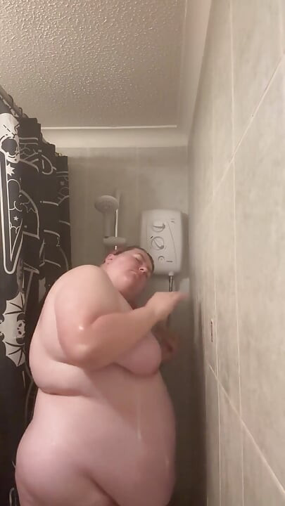 Versehentlich handy in der dusche gelassen