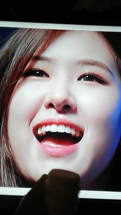 Blackpink Rose - homenagem ao esperma 3