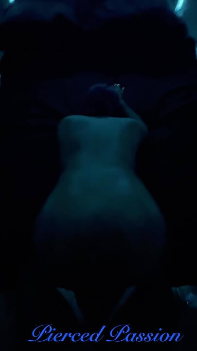 大屁股熟女被大黑屌射出