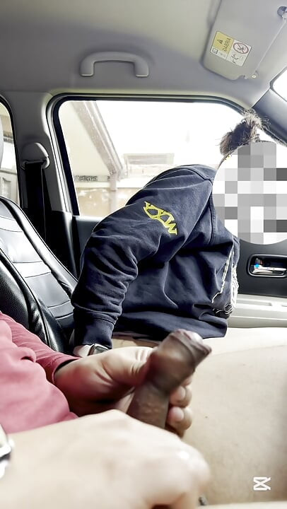I convince a stranger to have risky sex in the car, he makes me scream a lot.