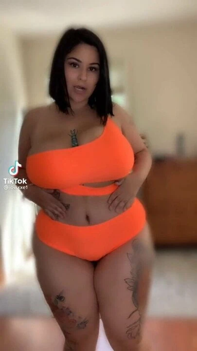 Bbw huge tits