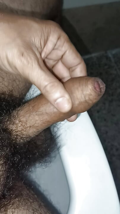 Indian middle age man masterbate