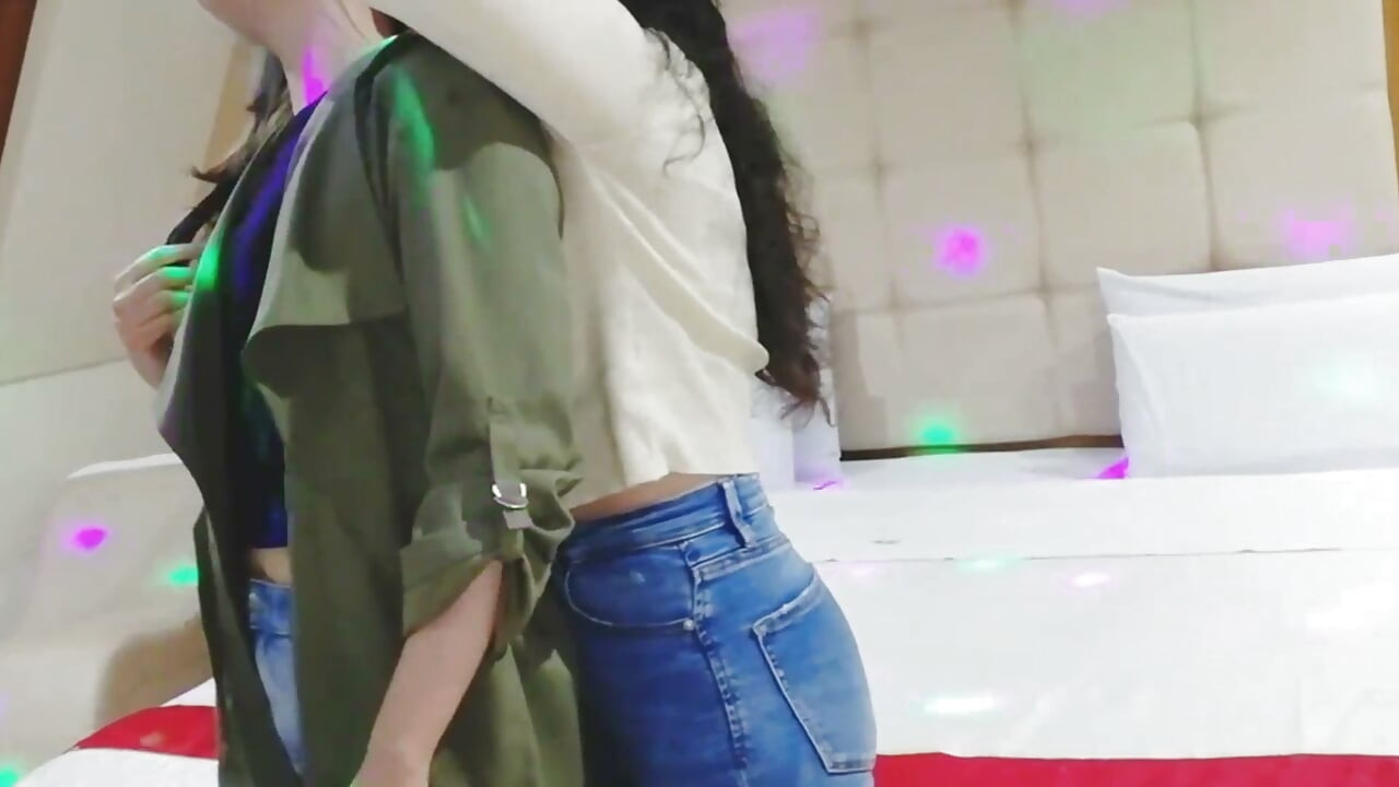 Me voy a follar con otra chica despues de la fiesta