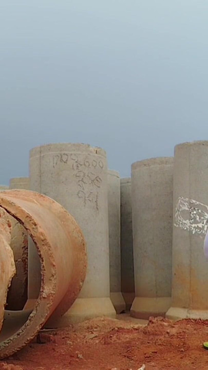 After the game I went to the construction to play with my big ass | Clip 1