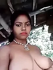 Nude Indian step mom showing boobs