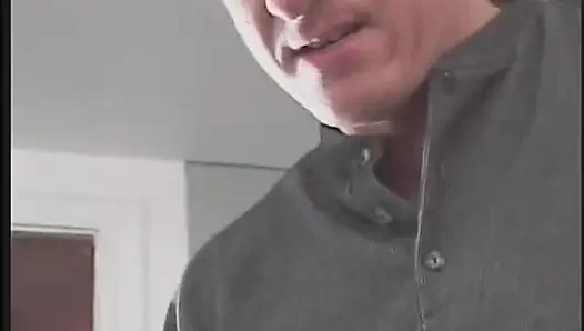 Cewek nakal asia nympho lagi asik ngentot kontol besar pria kulit putih